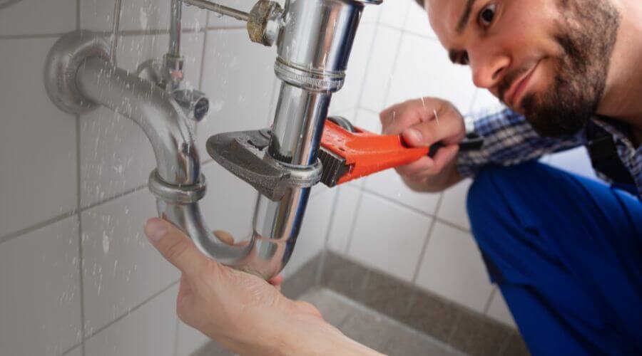 Professional same day plumber services in Bluffs, IL